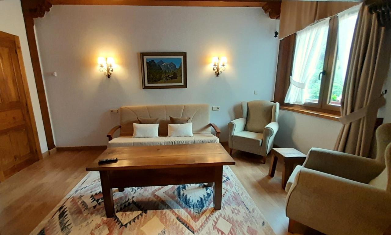 Apartamentos El Haya Cosgaya Exterior foto